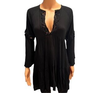 RAVIYA Long Sleeve Crochet Trim Detail Tunic Black Top Size Large